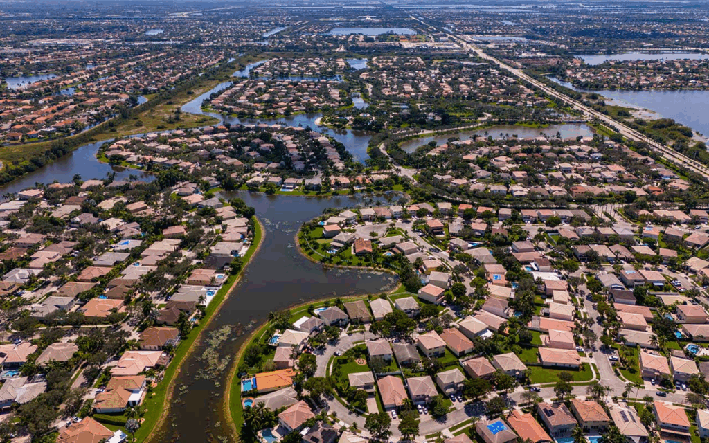 image-11-1024x640 Broward pode fechar escolas devido à forte queda nas matrículas